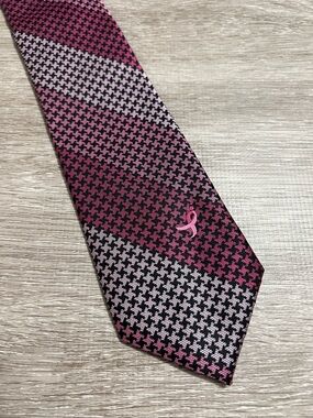 Knots for Hope Susan G Komen For the Cure Men's Neck Tie